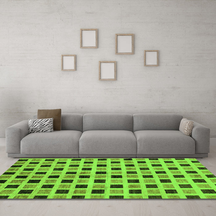 Machine Washable Oriental Green Modern Area Rugs in a Living Room,, wshabs268grn