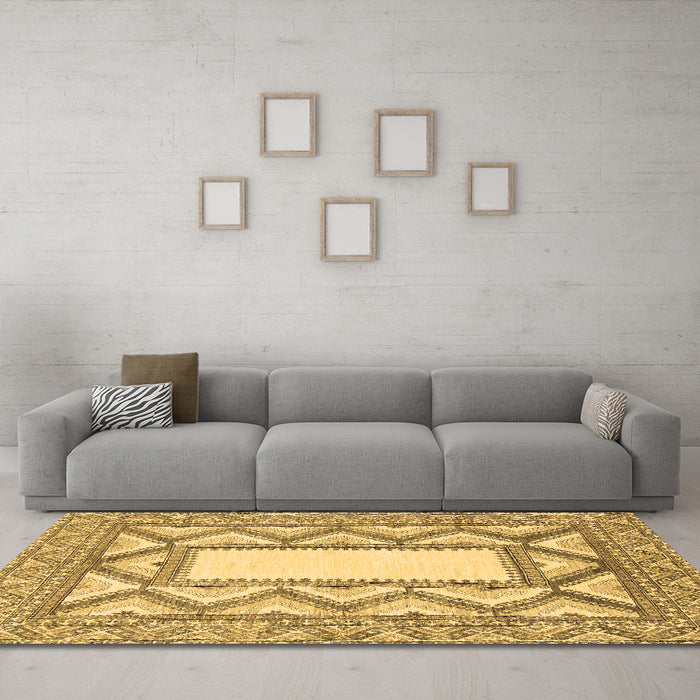 Machine Washable Abstract Brown Modern Rug in a Living Room,, wshabs2692brn