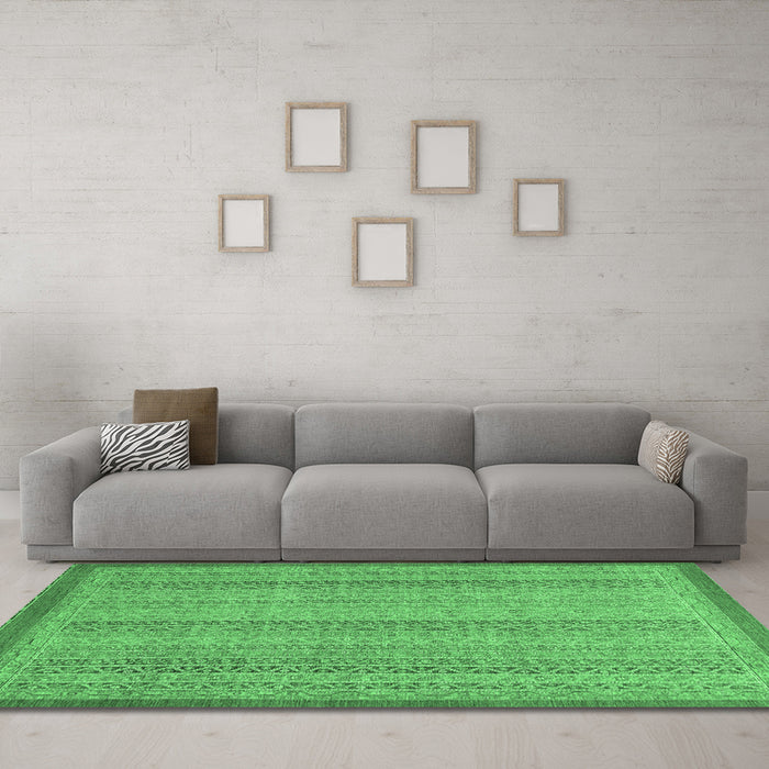 Machine Washable Abstract Emerald Green Modern Area Rugs in a Living Room,, wshabs2694emgrn