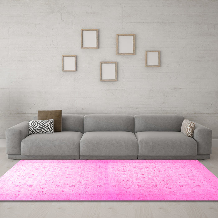 Machine Washable Oriental Pink Traditional Rug in a Living Room, wshabs26pnk