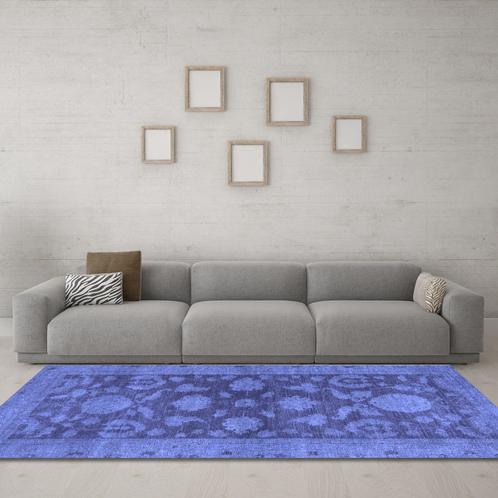 Machine Washable Abstract Blue Modern Rug in a Living Room, wshabs2706blu