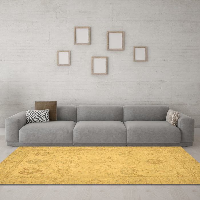 Machine Washable Oriental Brown Traditional Rug in a Living Room,, wshabs2707brn