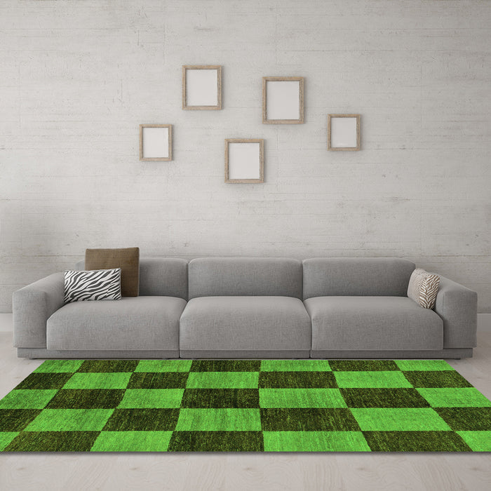 Machine Washable Oriental Green Modern Area Rugs in a Living Room,, wshabs270grn