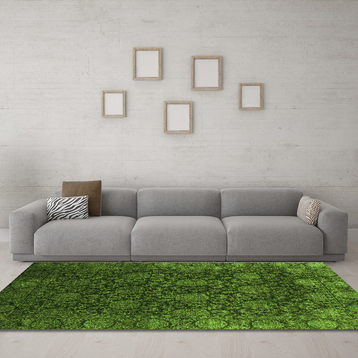 Machine Washable Abstract Green Modern Area Rugs in a Living Room,, wshabs2713grn
