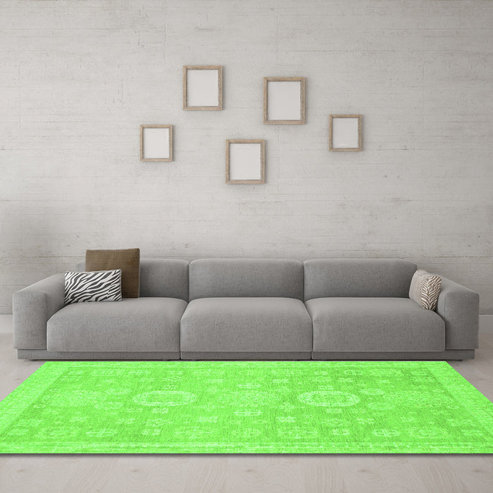 Machine Washable Oriental Green Modern Area Rugs in a Living Room,, wshabs2721grn