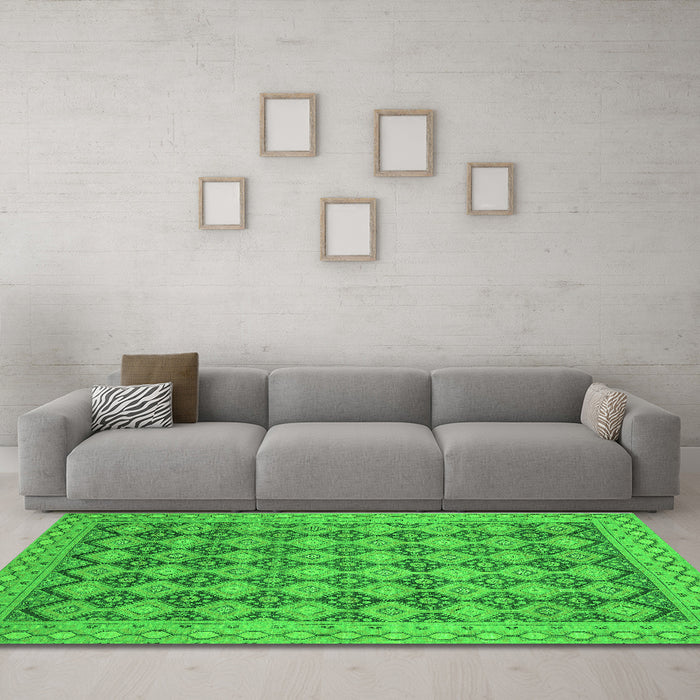 Machine Washable Abstract Green Modern Area Rugs in a Living Room,, wshabs2724grn