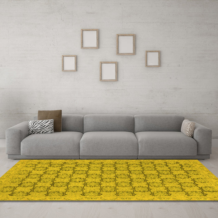 Machine Washable Abstract Yellow Modern Rug in a Living Room, wshabs2729yw