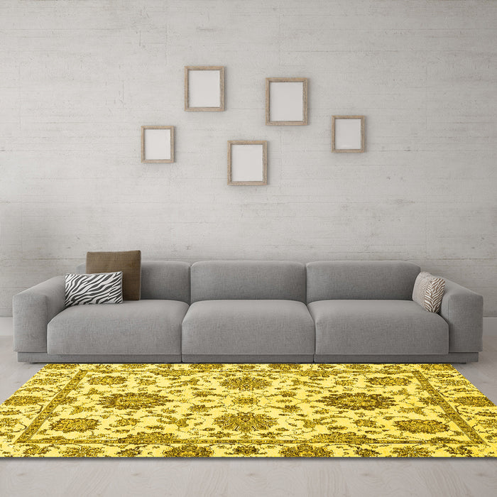 Machine Washable Abstract Yellow Modern Rug in a Living Room, wshabs2731yw