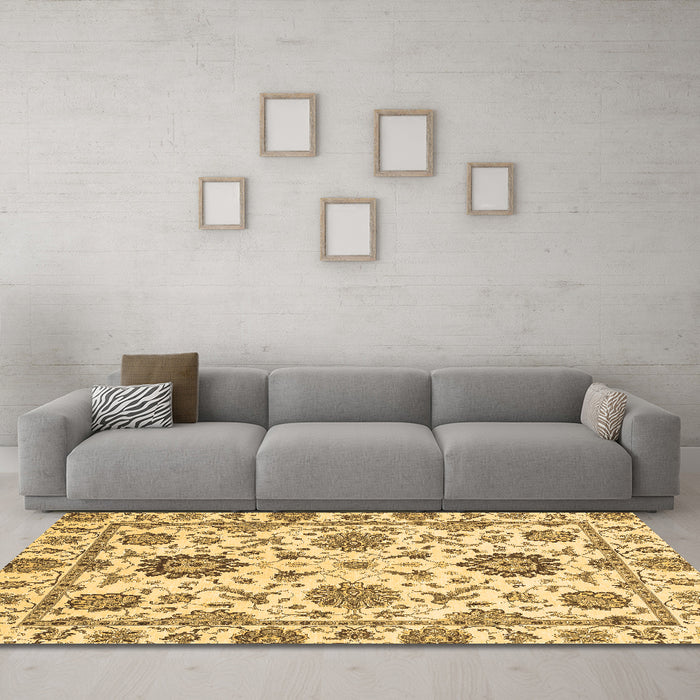 Machine Washable Abstract Brown Modern Rug in a Living Room,, wshabs2733brn