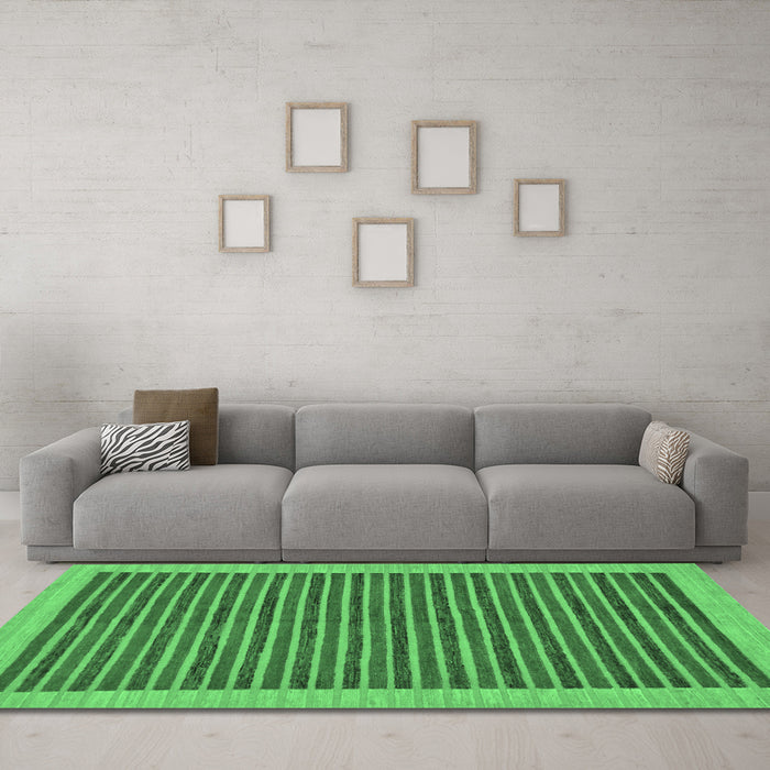 Machine Washable Oriental Emerald Green Modern Area Rugs in a Living Room,, wshabs273emgrn