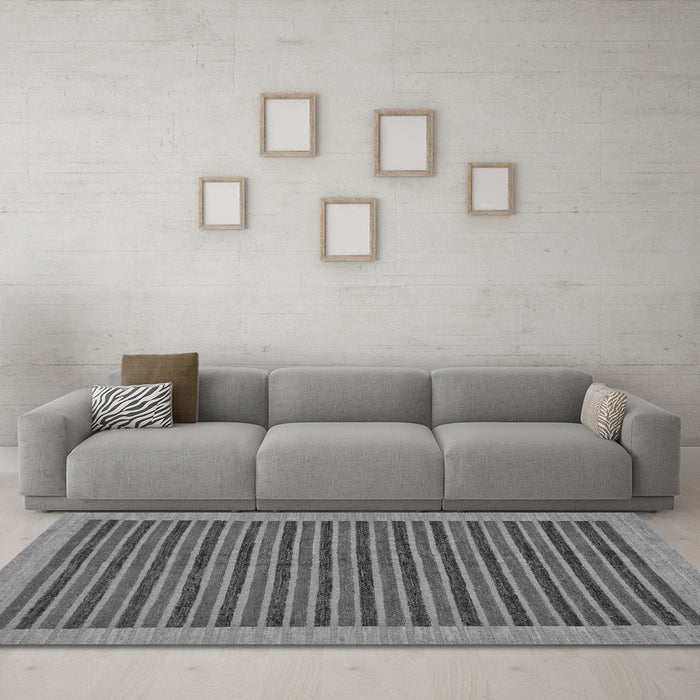 Machine Washable Oriental Gray Modern Rug in a Living Room,, wshabs273gry