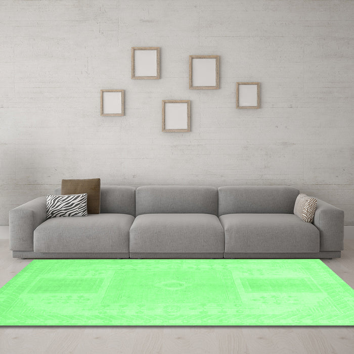 Machine Washable Abstract Emerald Green Modern Area Rugs in a Living Room,, wshabs2745emgrn