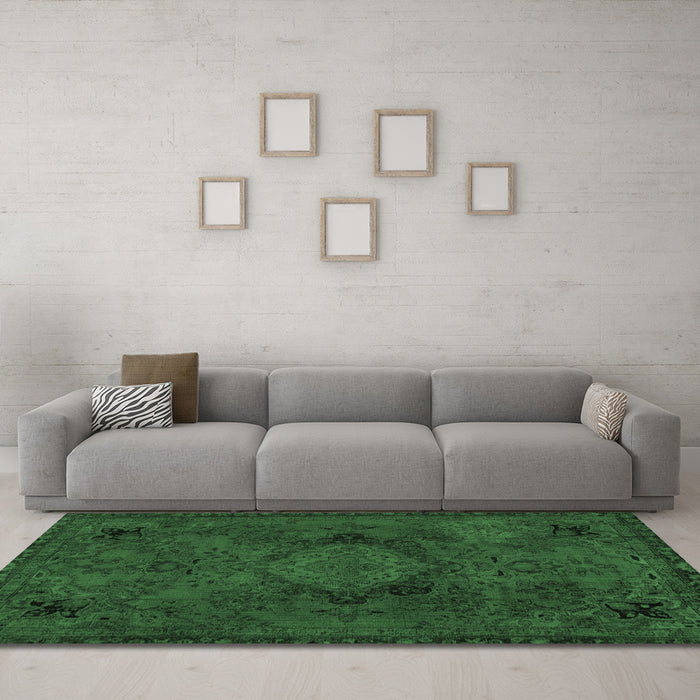 Machine Washable Abstract Emerald Green Modern Area Rugs in a Living Room,, wshabs2749emgrn