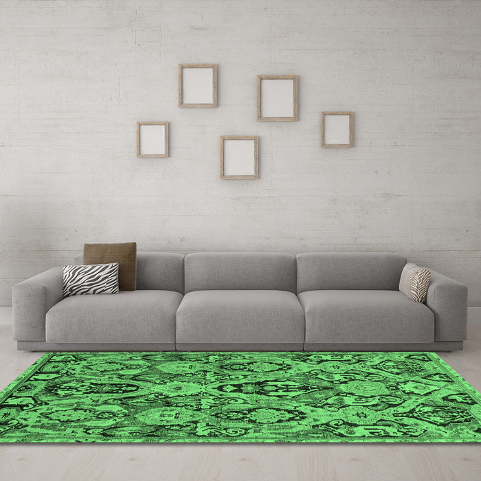 Machine Washable Abstract Emerald Green Modern Area Rugs in a Living Room,, wshabs2752emgrn