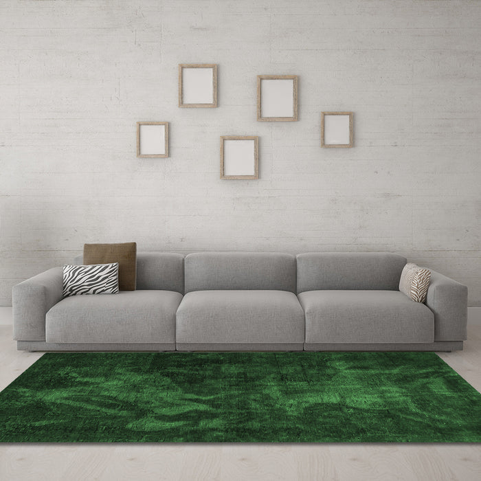 Machine Washable Abstract Emerald Green Modern Area Rugs in a Living Room,, wshabs2753emgrn