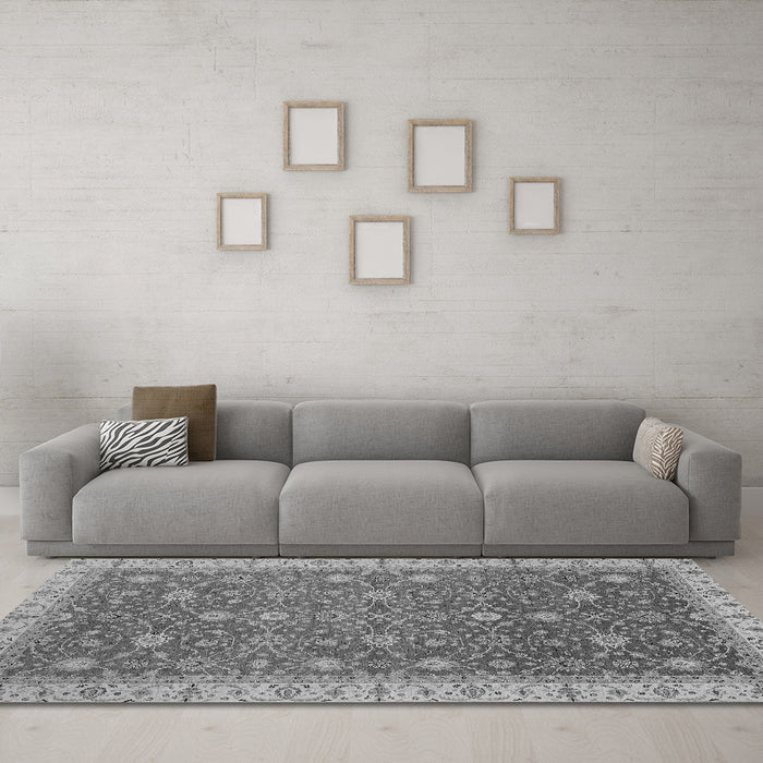 Machine Washable Oriental Gray Traditional Rug in a Living Room,, wshabs2769gry