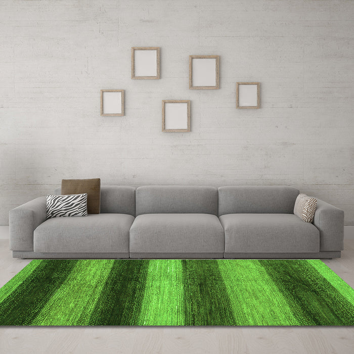 Machine Washable Oriental Green Modern Area Rugs in a Living Room,, wshabs277grn