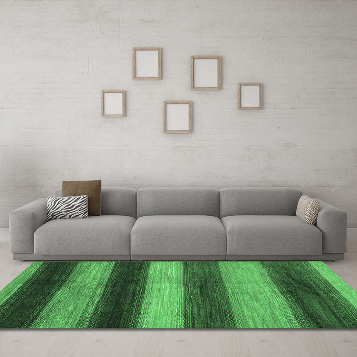 Machine Washable Oriental Emerald Green Modern Area Rugs in a Living Room,, wshabs277emgrn
