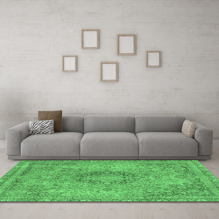 Machine Washable Abstract Emerald Green Modern Area Rugs in a Living Room,, wshabs2782emgrn