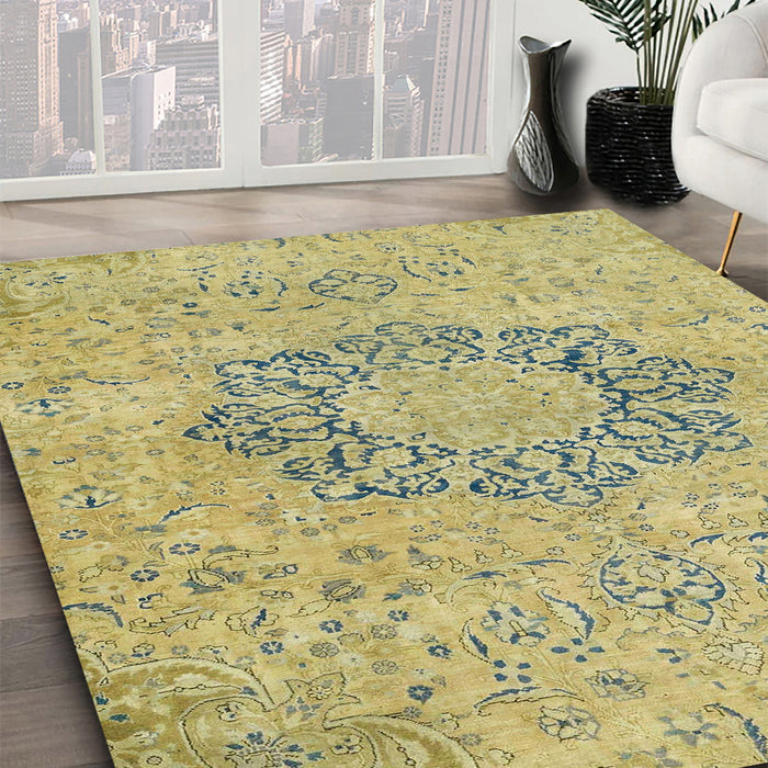 Abstract Copper Green Modern Rug in Family Room, abs2785