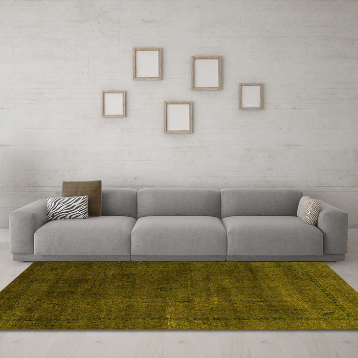 Machine Washable Abstract Yellow Modern Rug in a Living Room, wshabs2792yw