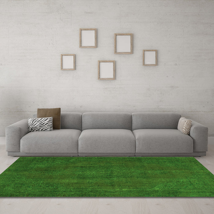 Machine Washable Abstract Green Modern Area Rugs in a Living Room,, wshabs2795grn
