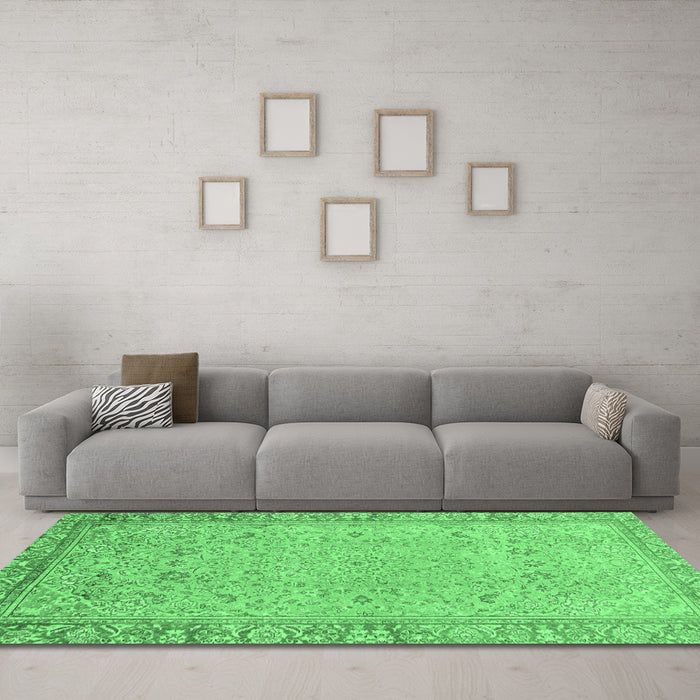 Machine Washable Abstract Emerald Green Modern Area Rugs in a Living Room,, wshabs2797emgrn