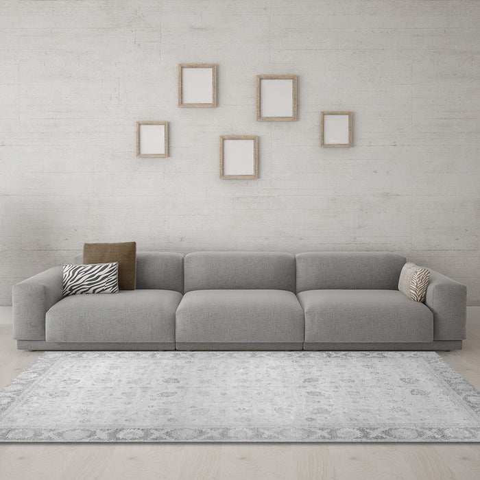 Machine Washable Oriental Gray Traditional Rug in a Living Room,, wshabs27gry