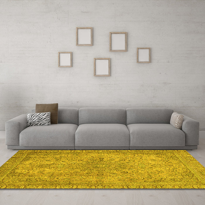 Machine Washable Abstract Yellow Modern Rug in a Living Room, wshabs2800yw