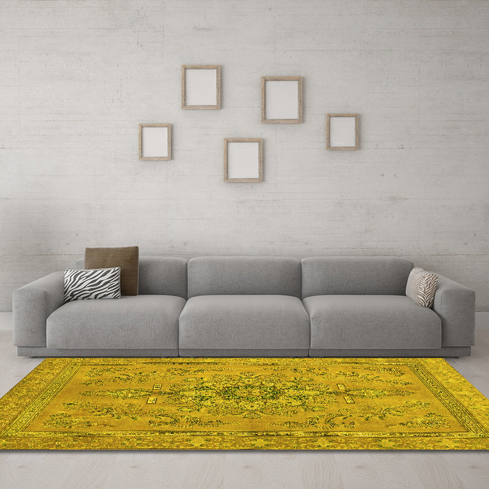Machine Washable Abstract Yellow Modern Rug in a Living Room, wshabs2803yw