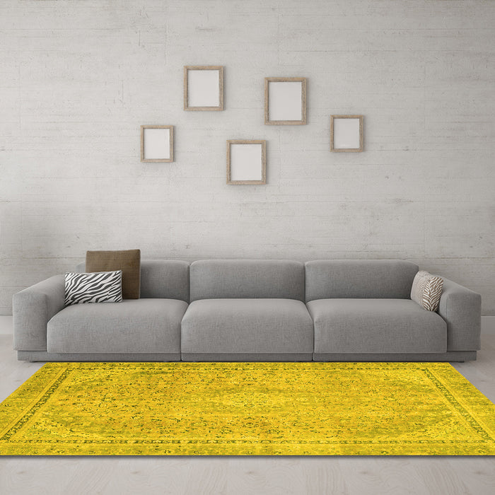 Machine Washable Abstract Yellow Modern Rug in a Living Room, wshabs2804yw