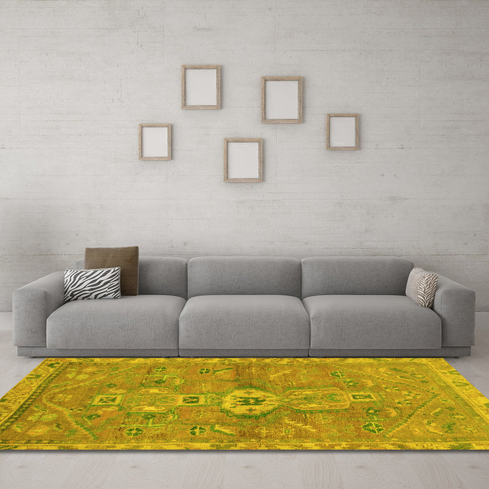 Machine Washable Abstract Yellow Modern Rug in a Living Room, wshabs2806yw