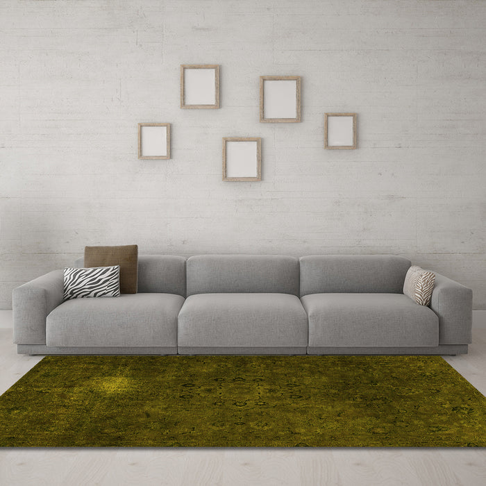 Machine Washable Abstract Yellow Modern Rug in a Living Room, wshabs2807yw