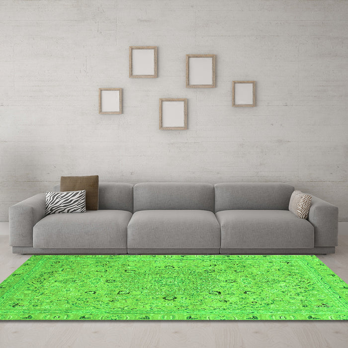 Machine Washable Abstract Green Modern Area Rugs in a Living Room,, wshabs2808grn