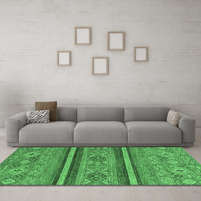 Machine Washable Abstract Emerald Green Modern Area Rugs in a Living Room,, wshabs2819emgrn