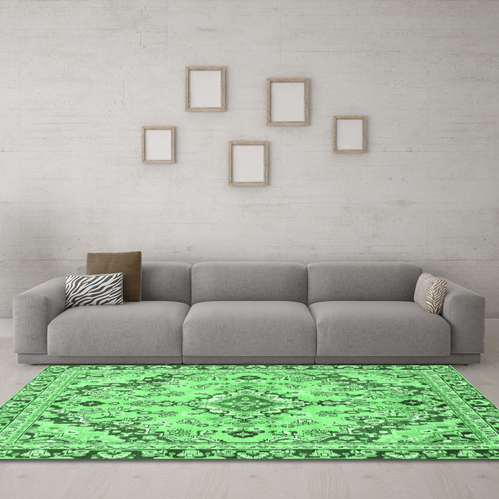 Machine Washable Abstract Emerald Green Modern Area Rugs in a Living Room,, wshabs2826emgrn