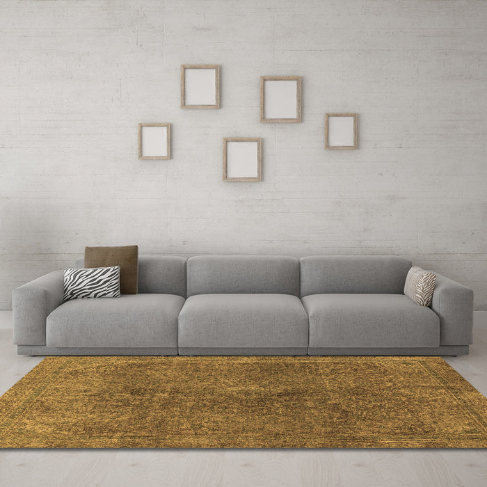Machine Washable Abstract Brown Modern Rug in a Living Room,, wshabs2827brn