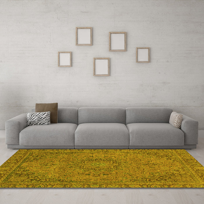 Machine Washable Abstract Yellow Modern Rug in a Living Room, wshabs2833yw
