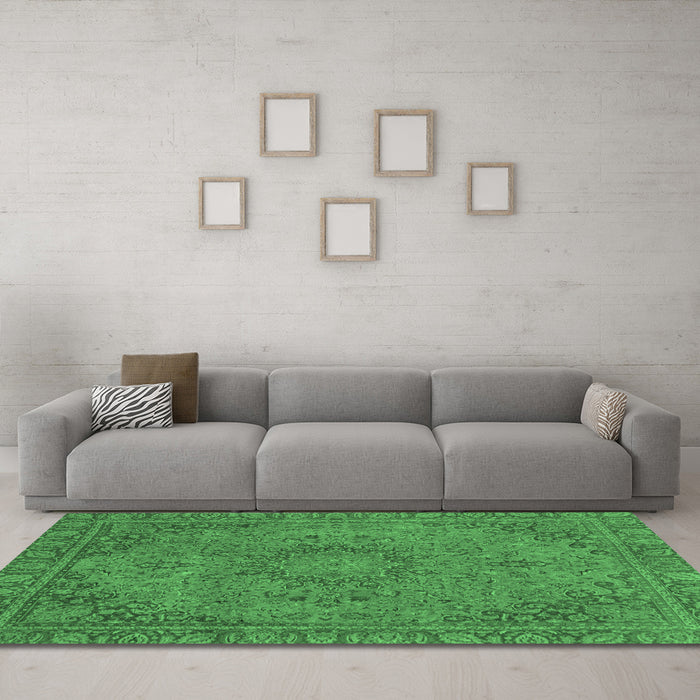 Machine Washable Abstract Emerald Green Modern Area Rugs in a Living Room,, wshabs2833emgrn