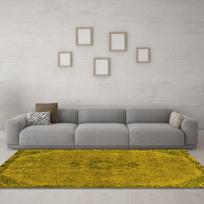 Machine Washable Abstract Yellow Modern Rug in a Living Room, wshabs2835yw