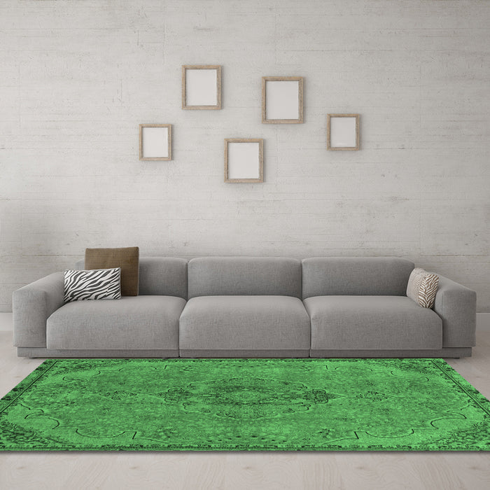 Machine Washable Abstract Emerald Green Modern Area Rugs in a Living Room,, wshabs2835emgrn