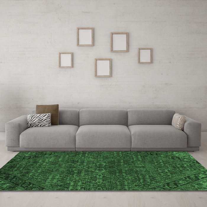 Machine Washable Abstract Emerald Green Modern Area Rugs in a Living Room,, wshabs2843emgrn