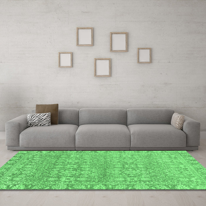 Machine Washable Abstract Emerald Green Modern Area Rugs in a Living Room,, wshabs2845emgrn