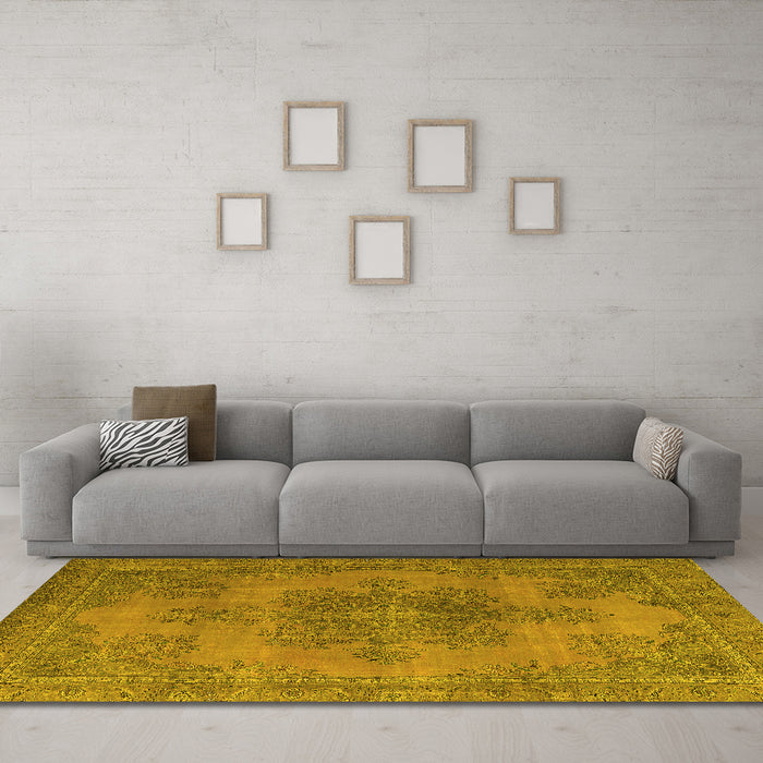 Machine Washable Abstract Yellow Modern Rug in a Living Room, wshabs2851yw