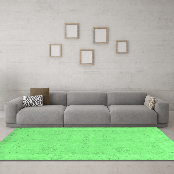 Machine Washable Abstract Emerald Green Modern Area Rugs in a Living Room,, wshabs2856emgrn