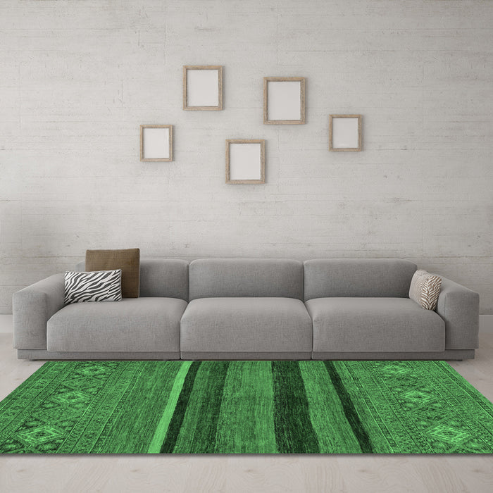 Machine Washable Abstract Emerald Green Modern Area Rugs in a Living Room,, wshabs2861emgrn