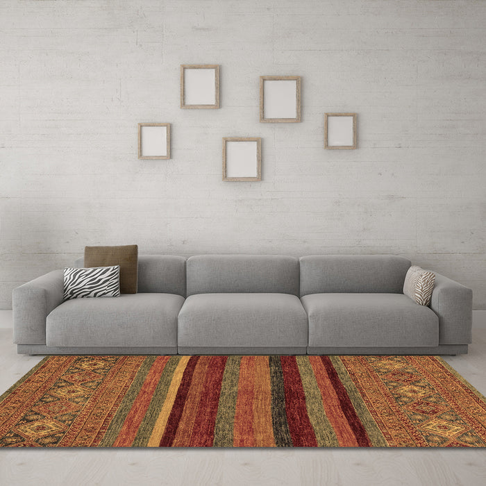 Machine Washable Abstract Brown Modern Rug in a Living Room,, wshabs2861brn