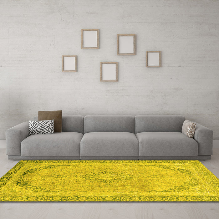 Machine Washable Abstract Yellow Modern Rug in a Living Room, wshabs2870yw