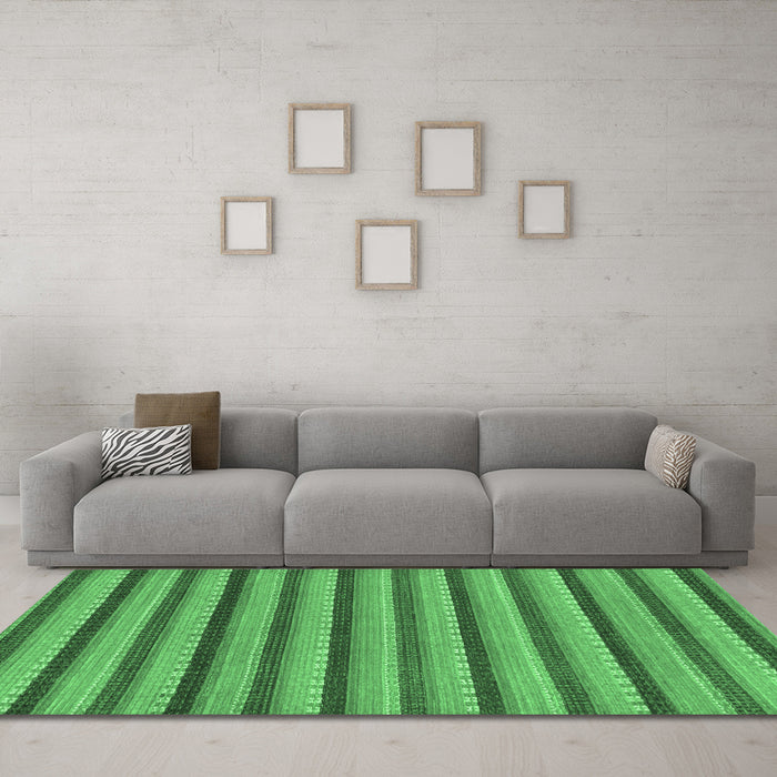 Machine Washable Oriental Emerald Green Modern Area Rugs in a Living Room,, wshabs287emgrn