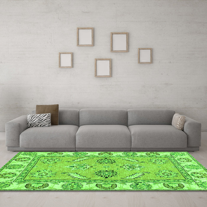 Machine Washable Abstract Green Modern Area Rugs in a Living Room,, wshabs2888grn